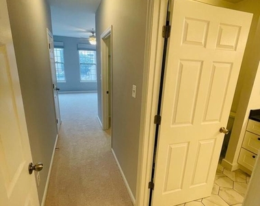 2665 Manhattan Place - Photo Thumbnail 14