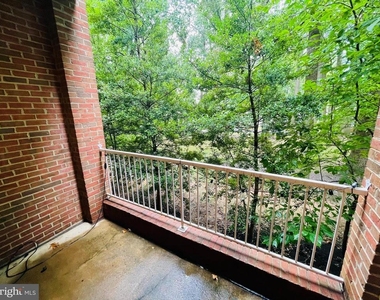 2665 Manhattan Place - Photo Thumbnail 10