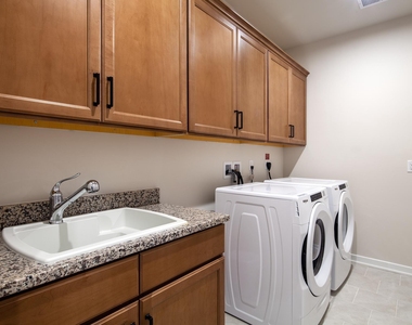 7463 Backett Wood Terrace - Photo Thumbnail 25