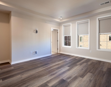 7463 Backett Wood Terrace - Photo Thumbnail 15