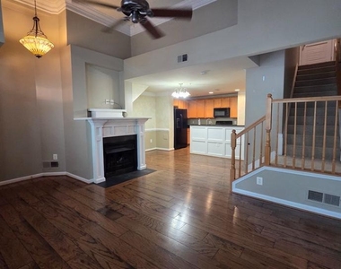 4459 Beacon Grove Circle - Photo Thumbnail 6