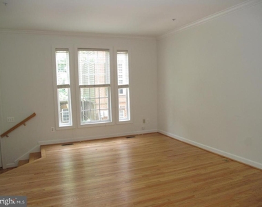 8176 Skelton Circle - Photo Thumbnail 1
