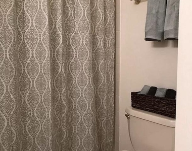 8043 Merry Oaks Court - Photo Thumbnail 18