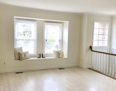 8043 Merry Oaks Court - Photo Thumbnail 1