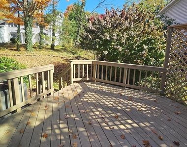 6413 Four Oaks Lane - Photo Thumbnail 42
