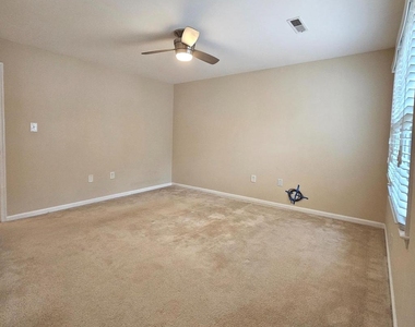 6413 Four Oaks Lane - Photo Thumbnail 20