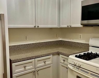 2701 Bellforest Court - Photo Thumbnail 3