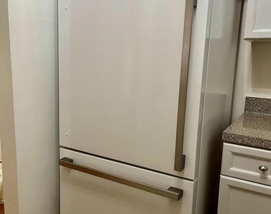 2701 Bellforest Court - Photo Thumbnail 6