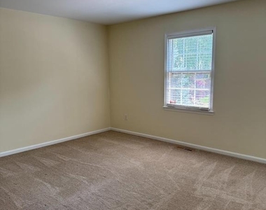 7460 Adams Park Court - Photo Thumbnail 9