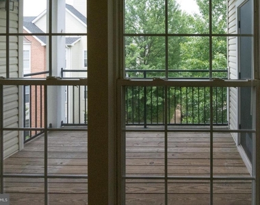 4139 Fountainside Lane - Photo Thumbnail 8