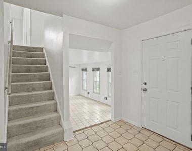 9086 Brook Ford Road - Photo Thumbnail 3