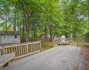 9086 Brook Ford Road - Photo Thumbnail 32