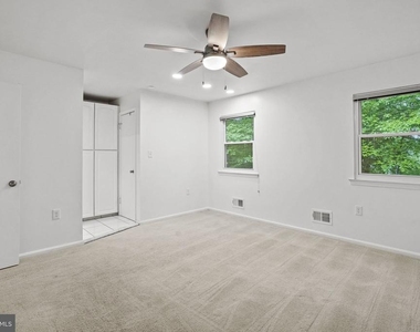 9086 Brook Ford Road - Photo Thumbnail 23