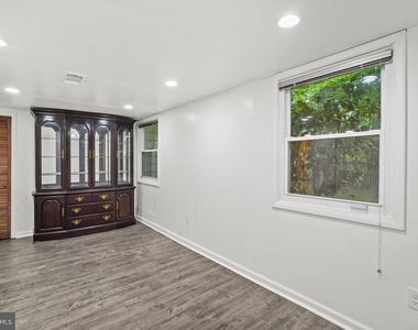 9086 Brook Ford Road - Photo Thumbnail 14