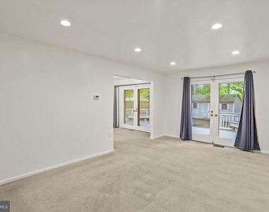 9086 Brook Ford Road - Photo Thumbnail 4