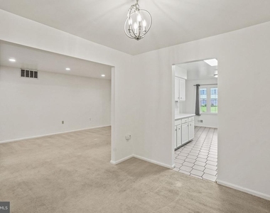 9086 Brook Ford Road - Photo Thumbnail 6
