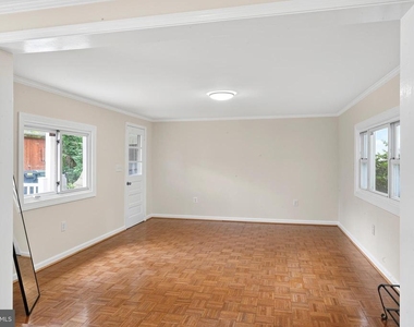 5129 Chowan Avenue - Photo Thumbnail 13