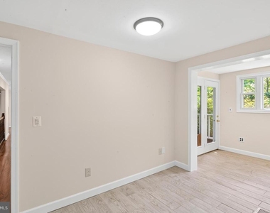 5129 Chowan Avenue - Photo Thumbnail 30
