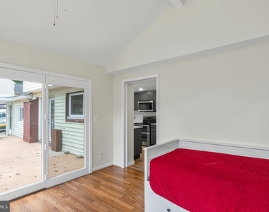 5129 Chowan Avenue - Photo Thumbnail 22