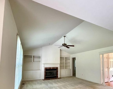 41 Menlough Drive - Photo Thumbnail 23
