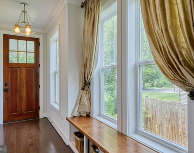 4107 Virginia Street - Photo Thumbnail 12