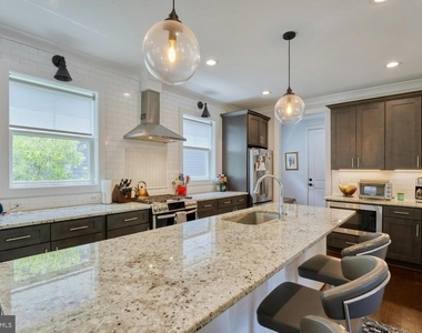 4107 Virginia Street - Photo Thumbnail 8