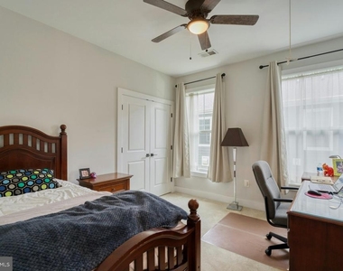 4107 Virginia Street - Photo Thumbnail 19