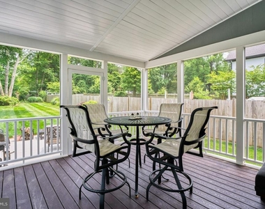 4107 Virginia Street - Photo Thumbnail 32