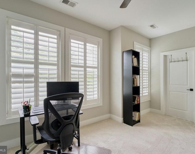 4107 Virginia Street - Photo Thumbnail 18