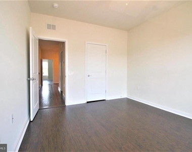 3974 Norton Place - Photo Thumbnail 27
