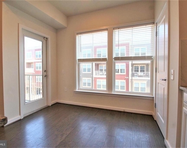 3974 Norton Place - Photo Thumbnail 12