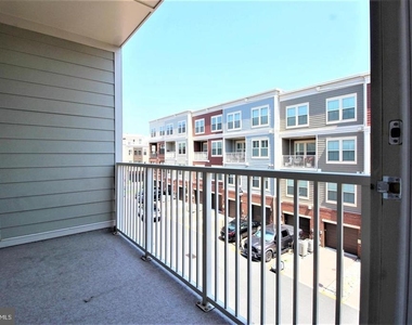 3974 Norton Place - Photo Thumbnail 13