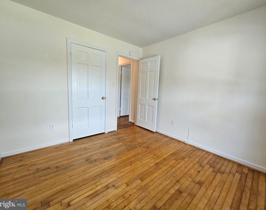 125 Williams Street E - Photo Thumbnail 11
