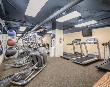 5500 Holmes Run Parkway - Photo Thumbnail 21