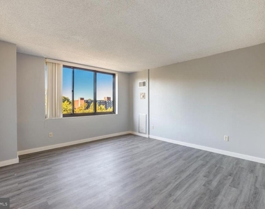 5500 Holmes Run Parkway - Photo Thumbnail 15