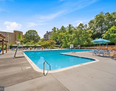 5500 Holmes Run Parkway - Photo Thumbnail 19