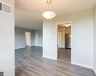 5500 Holmes Run Parkway - Photo Thumbnail 11