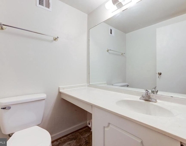 5500 Holmes Run Parkway - Photo Thumbnail 6