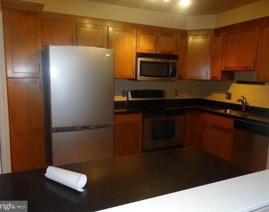 6301 Stevenson Avenue - Photo Thumbnail 16