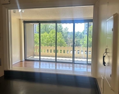 6301 Stevenson Avenue - Photo Thumbnail 43