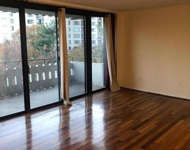 6301 Stevenson Avenue - Photo Thumbnail 22