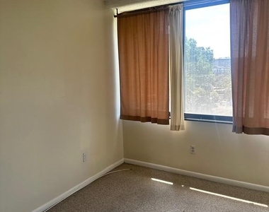6301 Stevenson Avenue - Photo Thumbnail 36