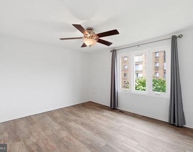 975 S Taylor Street - Photo Thumbnail 14
