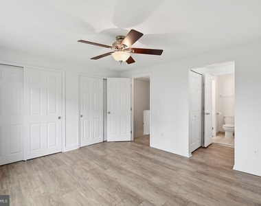 975 S Taylor Street - Photo Thumbnail 15