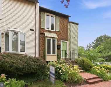 975 S Taylor Street - Photo Thumbnail 27