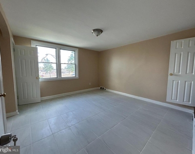 6640 E Roosevelt Boulevard - Photo Thumbnail 6