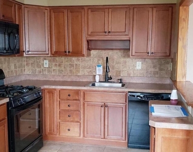 12214 Medford Road - Photo Thumbnail 1