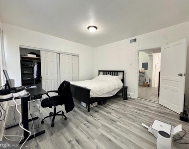 325 N Preston Street - Photo Thumbnail 13