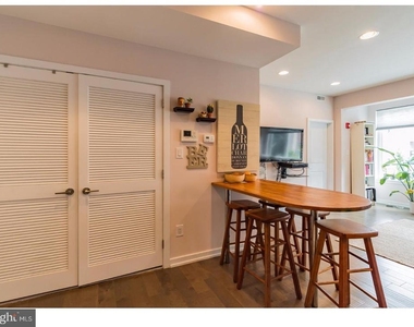 1701 South Street - Photo Thumbnail 4