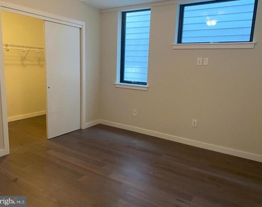 938 New Market Street - Photo Thumbnail 6